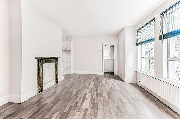 1 Bedroom Flat To Rent In Gilbey Road, London, SW17