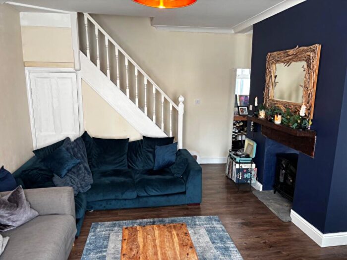 2 Bedroom Cottage For Sale In Cable Road, CH47