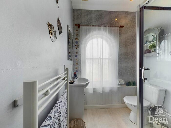 2 Bedroom Flat To Rent In Boxbush Road, Coleford, GL16