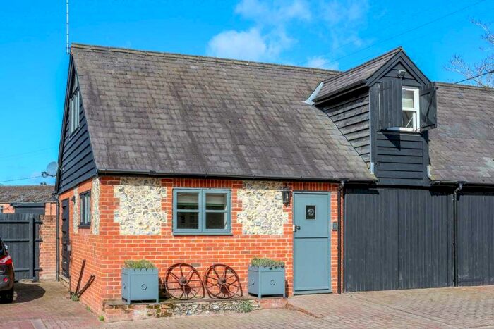 2 Bedroom Barn Conversion To Rent In Mill Lane, South Moreton, OX11
