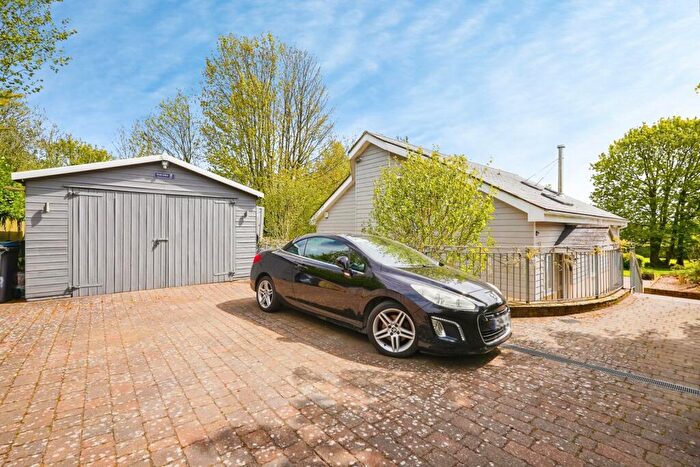 5 Bedroom Bungalow For Sale In Mill Lane, Shepherdswell, Dover, Kent, CT15