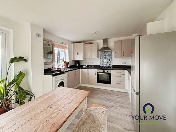 3 Bedroom Semi-Detached House To Rent In Bennett Close, Hythe, Kent, CT21