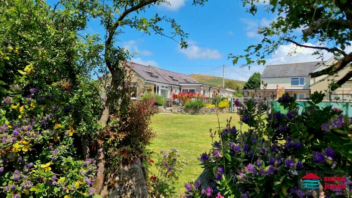 5 Bedroom Detached House For Sale In Rhiw, Pwllheli, LL53