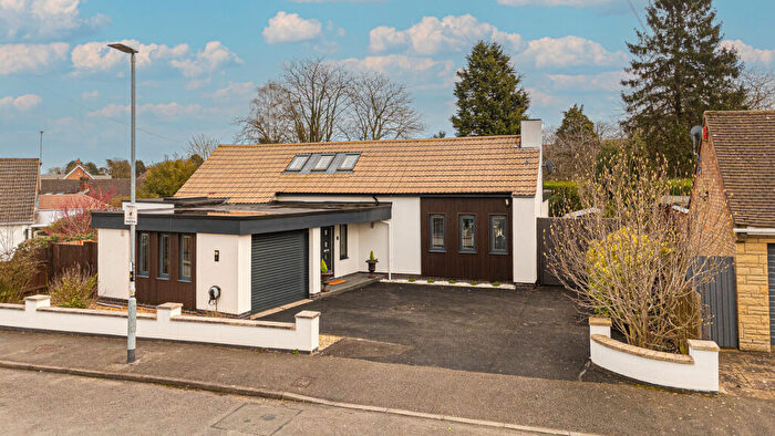 3 Bedroom Detached Bungalow For Sale In Pine Tree Grove, Kirby Muxloe, LE9