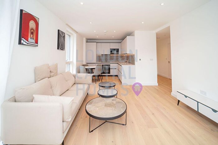 1 Bedroom Flat To Rent In Bathgate Place, London, W13