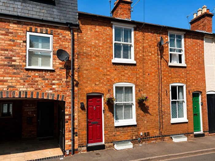 2 Bedroom Terraced House For Sale In Sanctus Road, Stratford-Upon-Avon, CV37