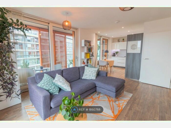 1 Bedroom Flat To Rent In Poldo House, London, SE10