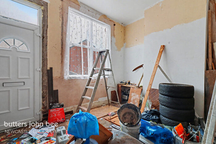 3 Bedroom Terraced House For Sale In The Rookery, Newcastle, ST5