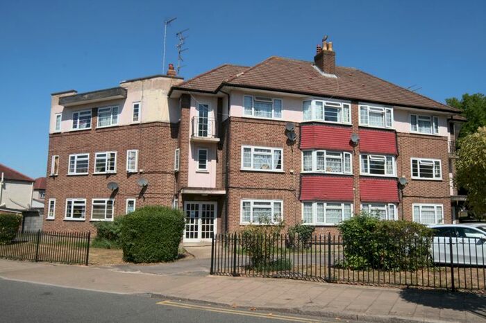 2 Bedroom Flat To Rent In Alexandra Avenue, South Harrow, Harrow, HA2