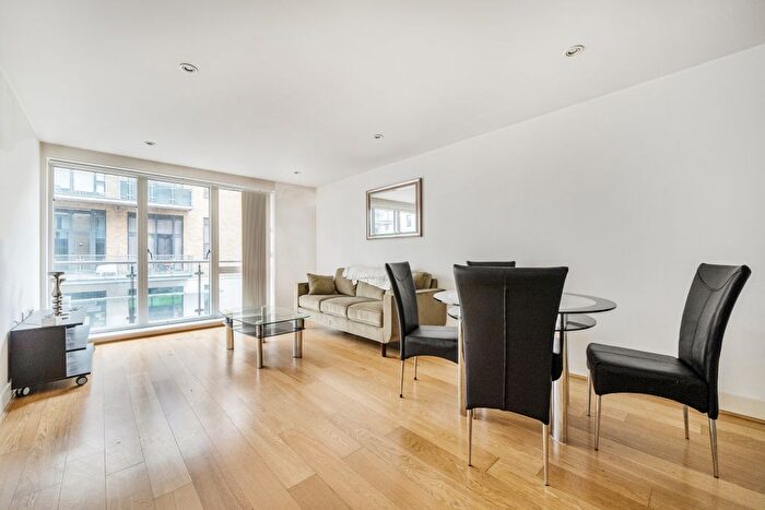1 Bedroom Flat For Sale In Yeo Street, London, E3