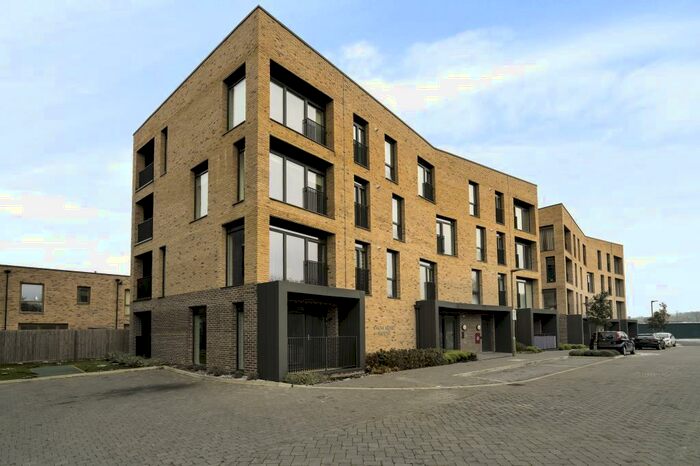 1 Bedroom Apartment To Rent In Snow Rose House, Headington, OX3