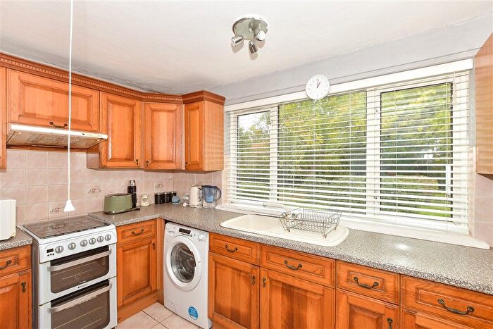 2 Bedroom Flat For Sale In Caburn Court, Southgate Crawley, West Sussex, RH11