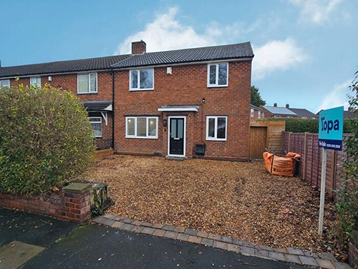 3 Bedroom End Terrace House For Sale In Bramley Road, Walsall, WS5