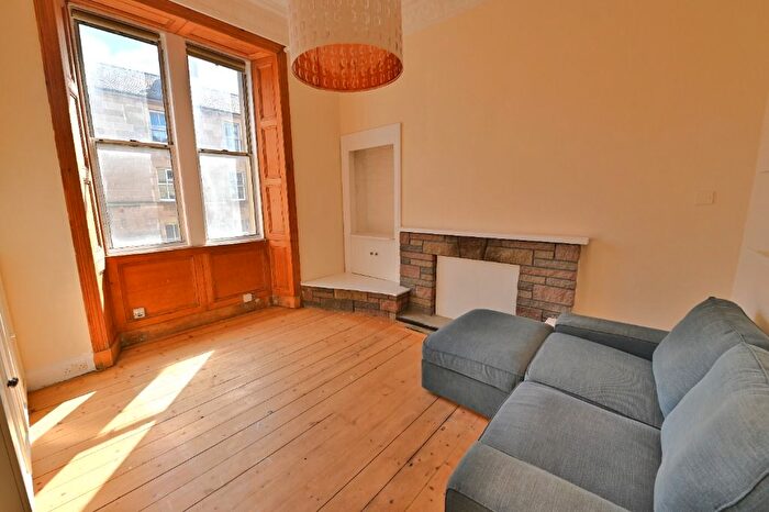 2 Bedroom Flat To Rent In Albert Street, Leith, Edinburgh, EH7