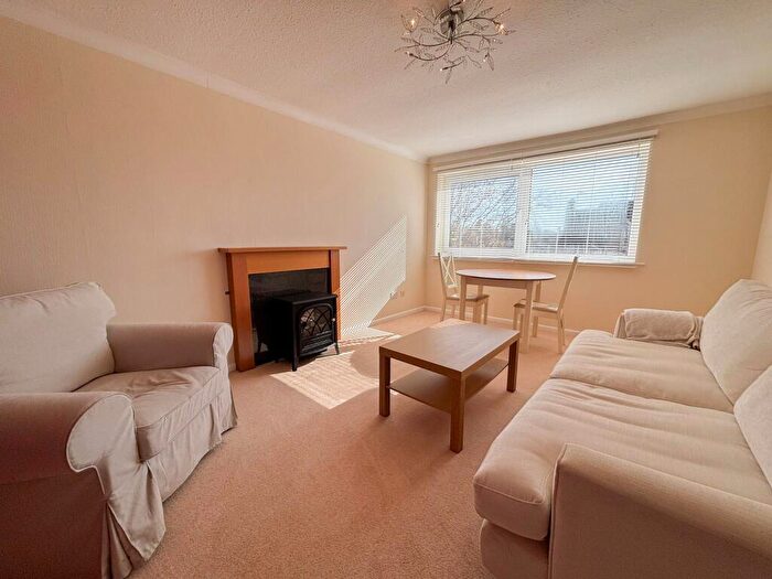 2 Bedroom Apartment To Rent In Alpine Court, Kenilworth, CV8