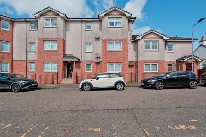 2 Bedroom Flat To Rent In Market Road, Carluke, ML8