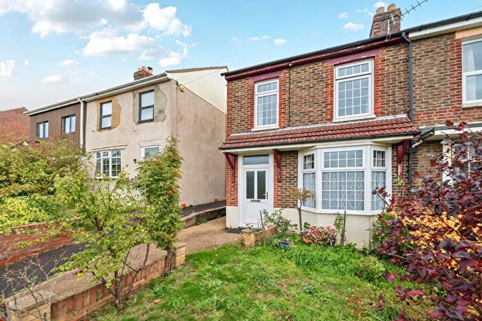 3 Bedroom House For Sale In Portsdown Road, Portsmouth, PO6
