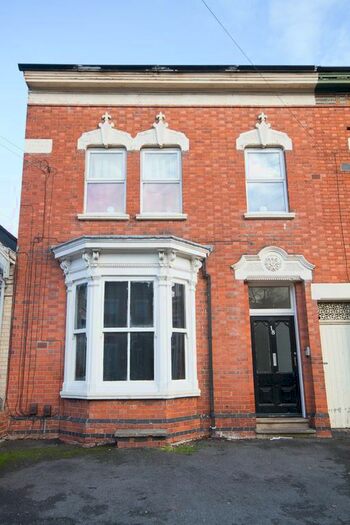 1 Bedroom Flat To Rent In Fosse Road Central, Leicester LE3