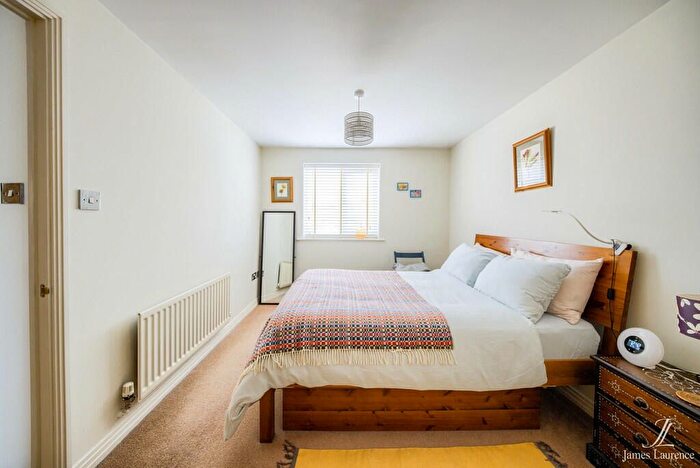 1 Bedroom Flat To Rent In Station Road, Barnet, EN5