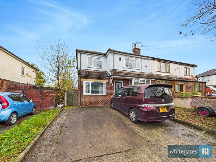 4 Bedroom Semi Detached House For Sale In Bromford Road, Bradford, West Yorkshire, BD4