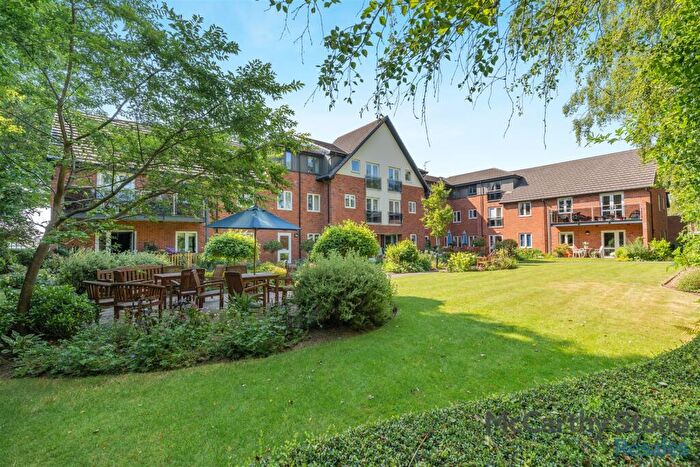 2 Bedroom Apartment For Sale In Bradburns Lane, Hartford, Northwich, CW8