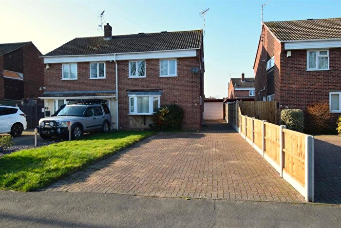 3 Bedroom Semi-Detached House For Sale In Redwood Road, Sinfin, Derby, DE24