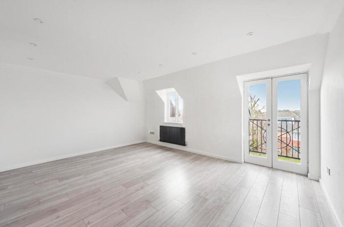 2 Bedroom Flat For Sale In Coverdale Road, London, NW2