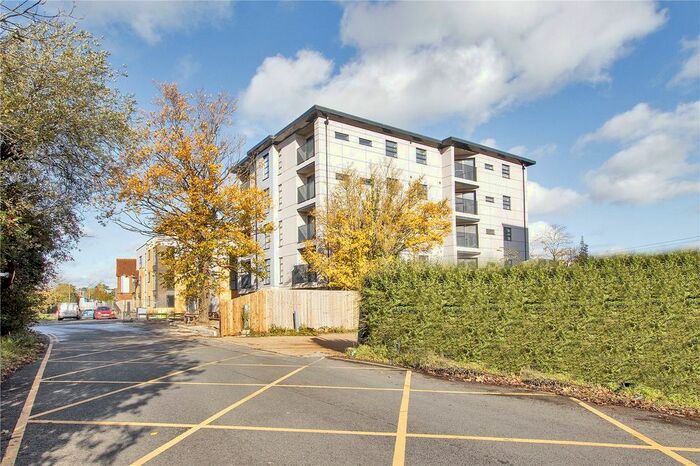 2 Bedroom Flat For Sale In The Hop Pocket, Maidstone Road, Tonbridge, Kent, TN12