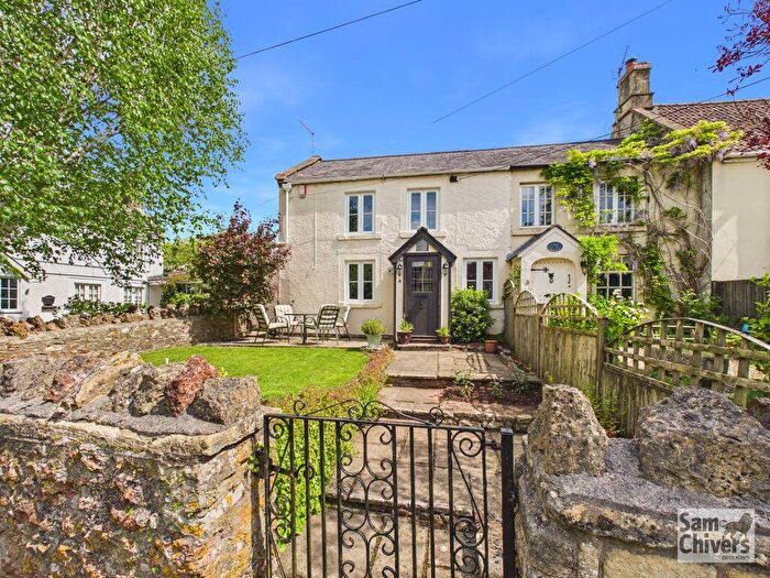 2 Bedroom Cottage For Sale In The Pitching, Chilcompton, BA3