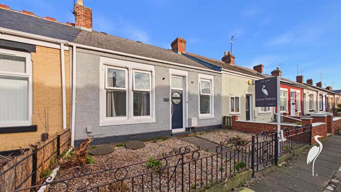 2 Bedroom Cottage For Sale In Westwood Street, St Gabriel's, Sunderland, SR4