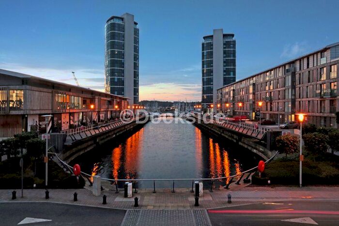 2 Bedroom Flat To Rent In Dock Head Road, Chatham, ME4