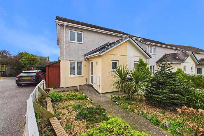 2 Bedroom Semi Detached House For Sale In Dale Close, Newquay, TR7