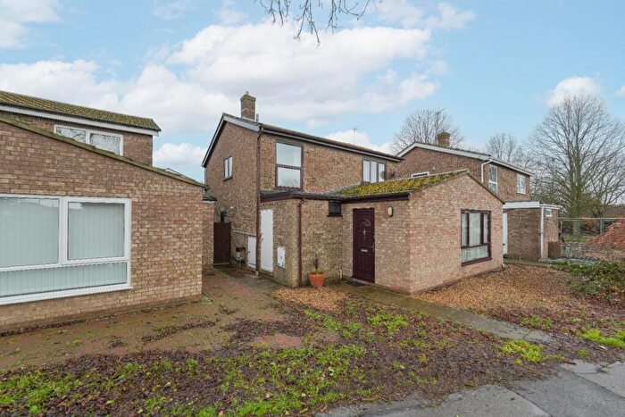 3 Bedroom Detached House For Sale In Michigan Road, St. Ives, Cambridgeshire, PE27