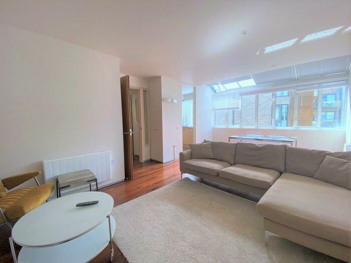 1 Bedroom Apartment To Rent In Dingley Road, Clerkenwell, London, EC1V