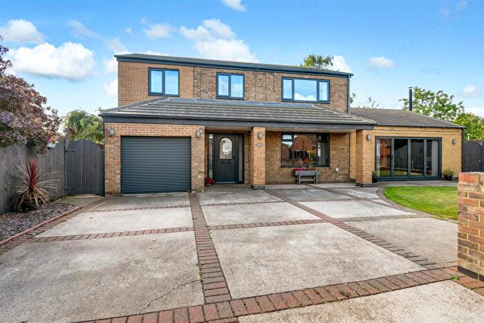 4 Bedroom Detached House For Sale In Newport Drive, Winterton, Scunthorpe, DN15