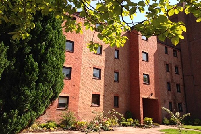2 Bedroom Flat To Rent In Albion Street, Albion Gate, Merchant City, Glasgow, G1