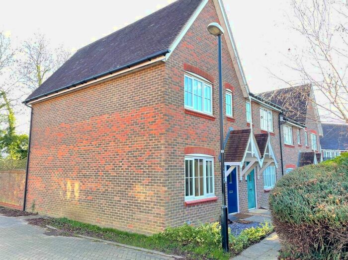 2 Bedroom End Of Terrace House To Rent In Roundway, Bolnore Village, Haywards Heath, RH16