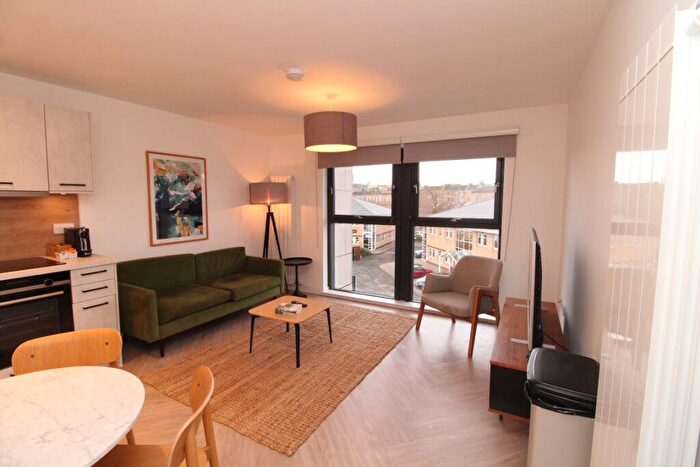 2 Bedroom Flat To Rent In Minerva Way, Finnieston, G3
