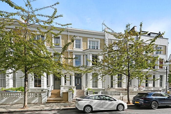 5 Bedroom Terraced House To Rent In Russell Road, London, W14