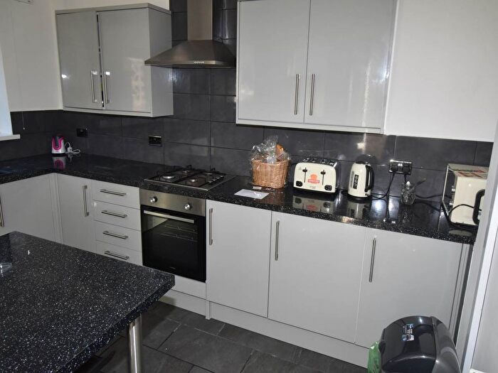 4 Bedroom Property To Rent In Glanbrydan Avenue, Uplands, Swansea, SA2