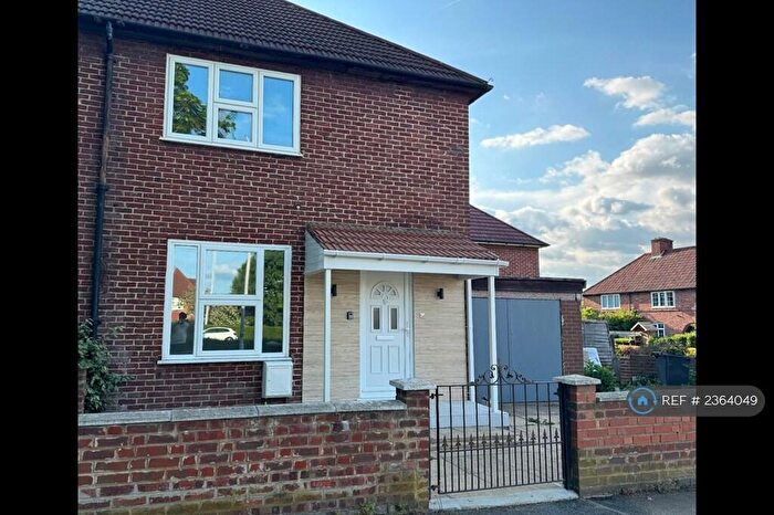 3 Bedroom End Of Terrace House To Rent In St. Helier Avenue, Morden, SM4