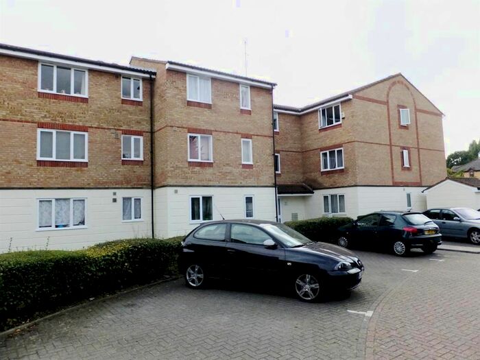 1 Bedroom Flat To Rent In Mullards Close, Hackbridge, Surrey, CR4