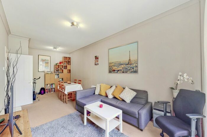 2 Bedroom Flat To Rent In Hartington Road, London, W13