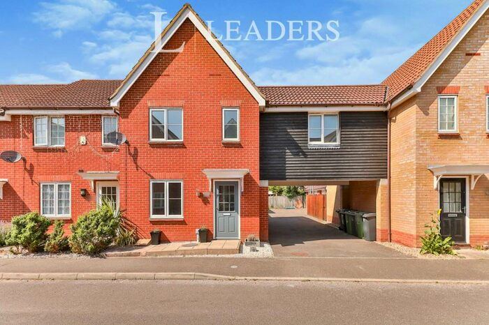 4 Bedroom Property To Rent In Kingfisher Road, NR17