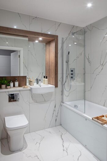 1 Bedroom Apartment To Rent In Enclave, Hurst Street Birmingham, B5