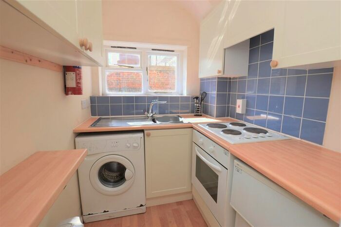 Studio To Rent In Prospect Street, Reading, RG1