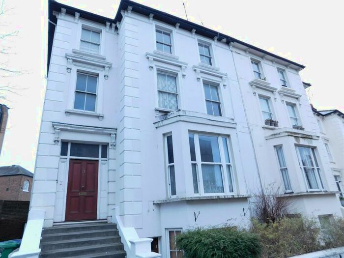 1 Bedroom Flat To Rent In St James Road, Surbiton, KT6