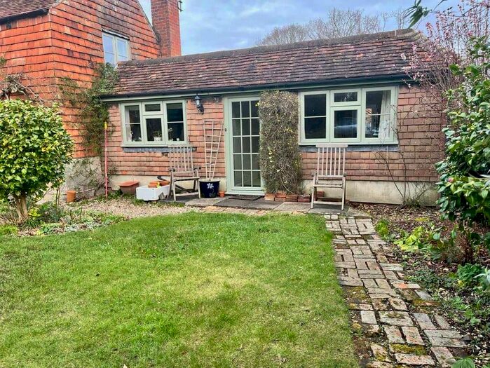 1 Bedroom Cottage To Rent In Burys Bank Road, Crookham Common, Thatcham, RG19
