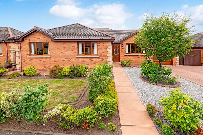 3 Bedroom Bungalow For Sale In Craigfoot Walk, Kirkcaldy, KY1
