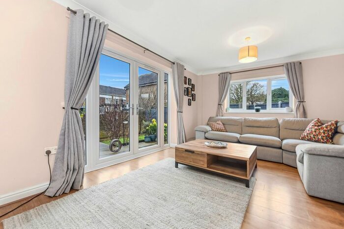 3 Bedroom Semi-Detached House For Sale In Lodge Hill Lane, Chattenden, Kent., ME3